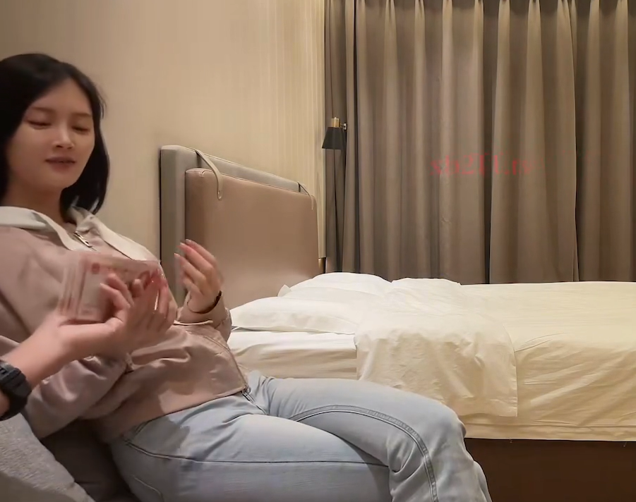 Full clip thiếu gia tán gái một cọc tiền và lên giường ngay, không một động tác thừa