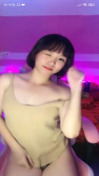 Bé Thắm Bigo LIVE 3
