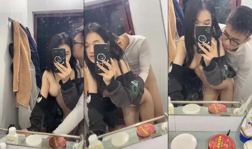 Bé sinh viên cực phẩm chịch trước gương em còn chủ động quay phim làm kỷ niệm