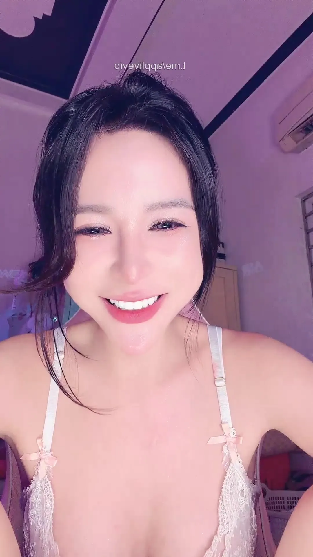 Còn trinh không mà hét giá ghê thế?