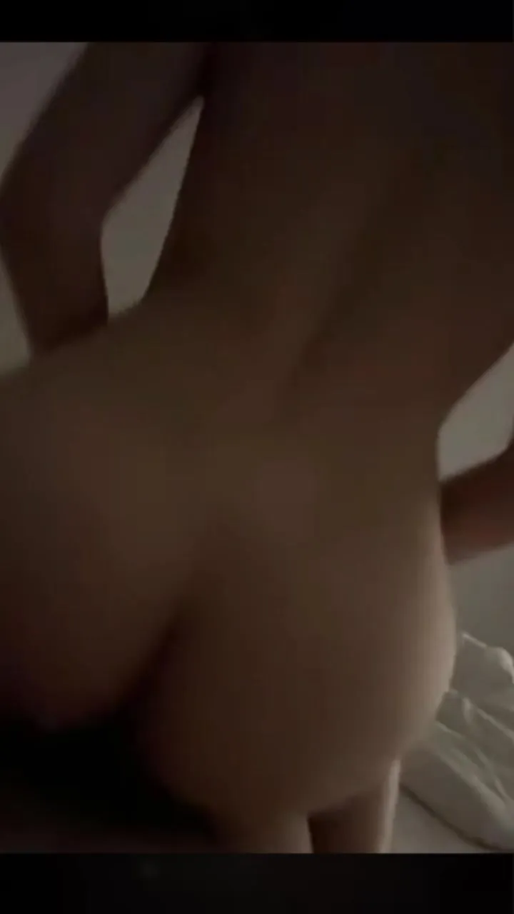 Clip hoa khôi ngoại thương Trần Hà Linh nện nhau cực phê