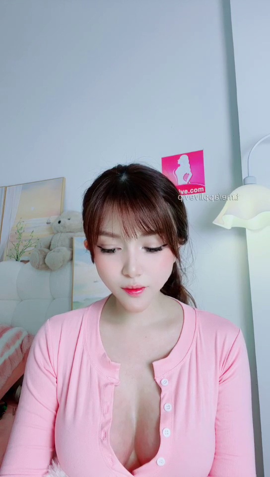 Cũng là Quỳnh búp bê nhưng nó lạ lắm