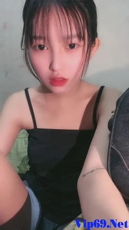 Pic + Âu Thanh Tuyền scandal Full