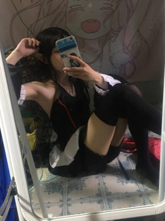 Pic + Sugar baby chào hàng bằng vốn tự có.