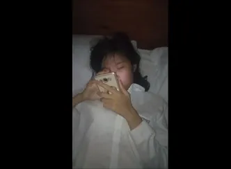 Tránh nắng cùng em học sinh THPT.
