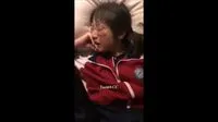 FullEm gái kính cận bị đâm trong sung sướng