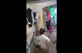 Em mông to tắm đêm