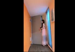 Tinder Girl đi muôn nơi !