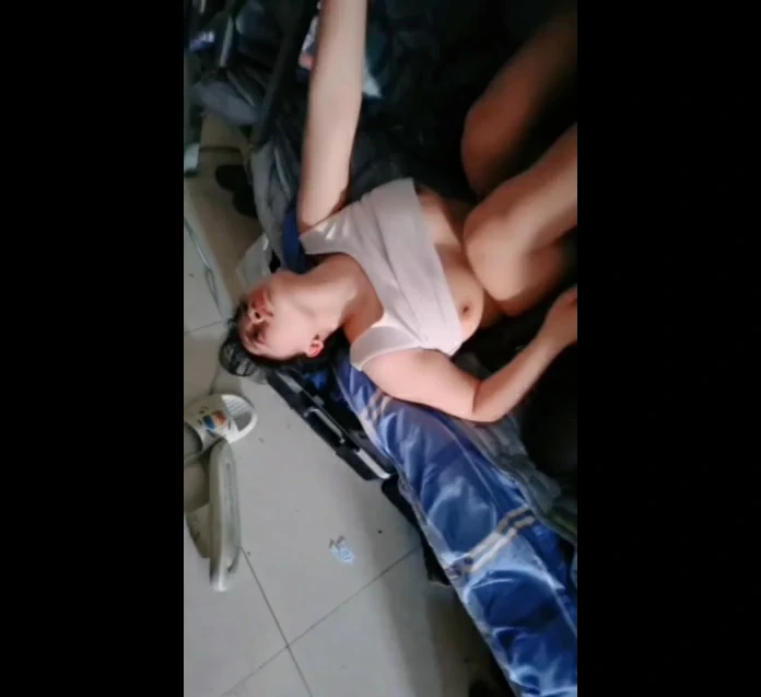 Phang vội trong Ký túc xá