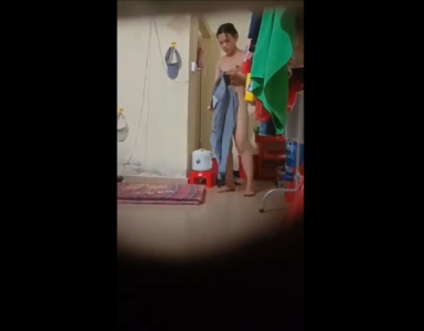 Em sinh viên ở trọ 1 mình.