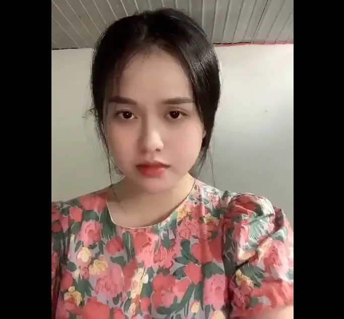 Nữ sinh năm 3 tìm người nuôi.