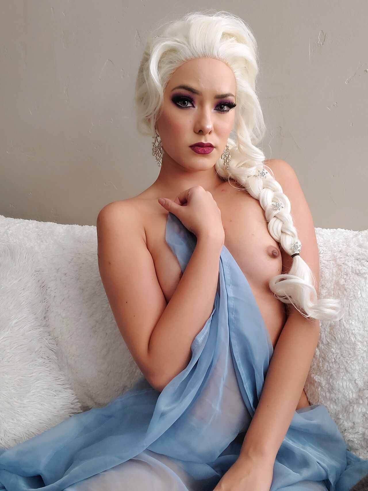Joanie Brosas - Elsa