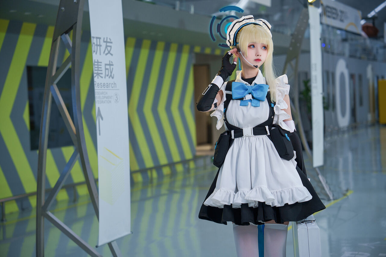 [大大卷卷小卷]碧蓝档案飞鸟马时 短女仆