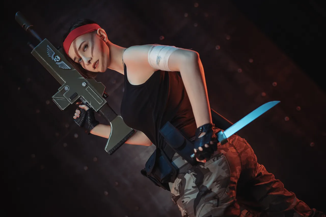 Shiera13 - Warhammer 40K Catachan Jungle Fighter