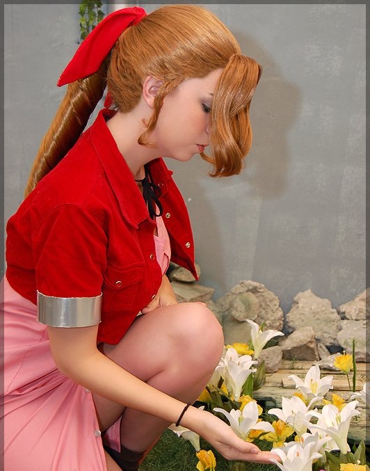 Freckle - Flower Girl