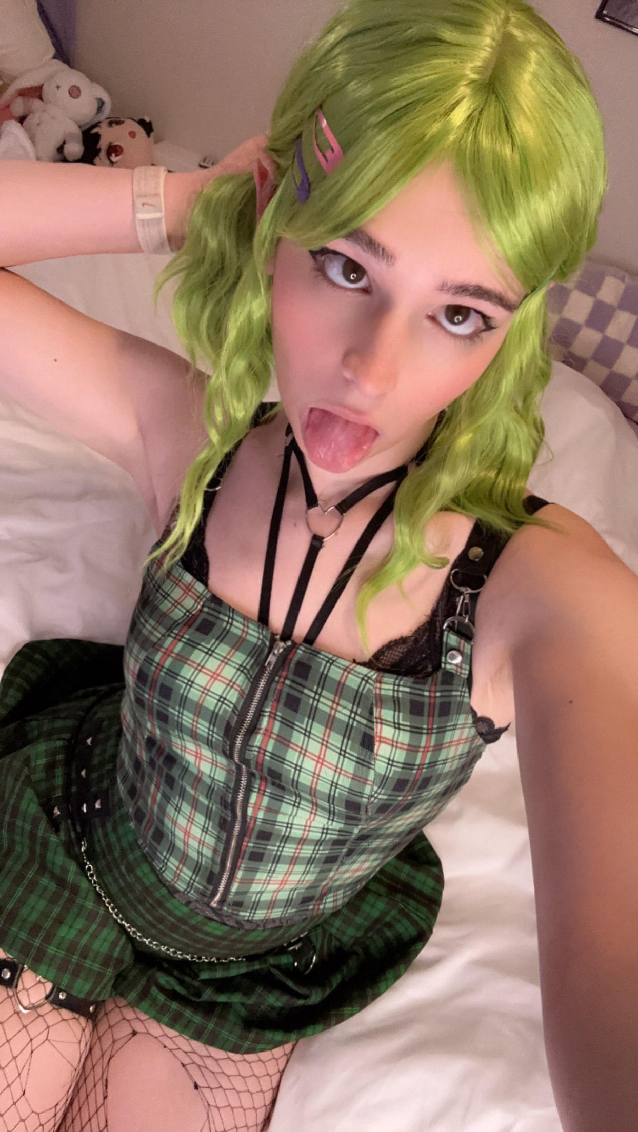 Peachybunnn - Creeper