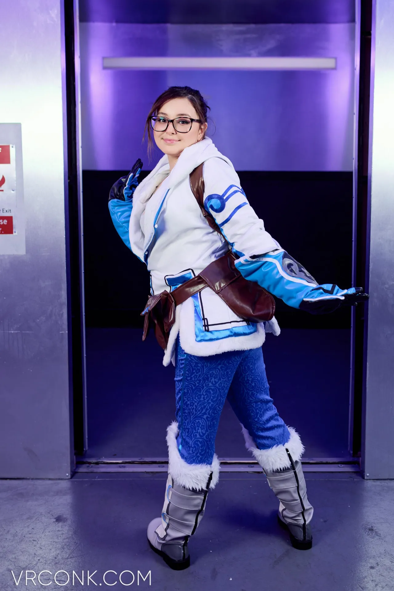 [VRConk] Leana Lovings as Mei (Overwatch)