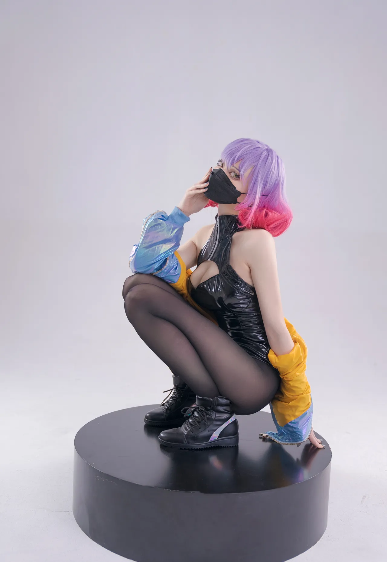 炭烤莉莉黑 - 露娜