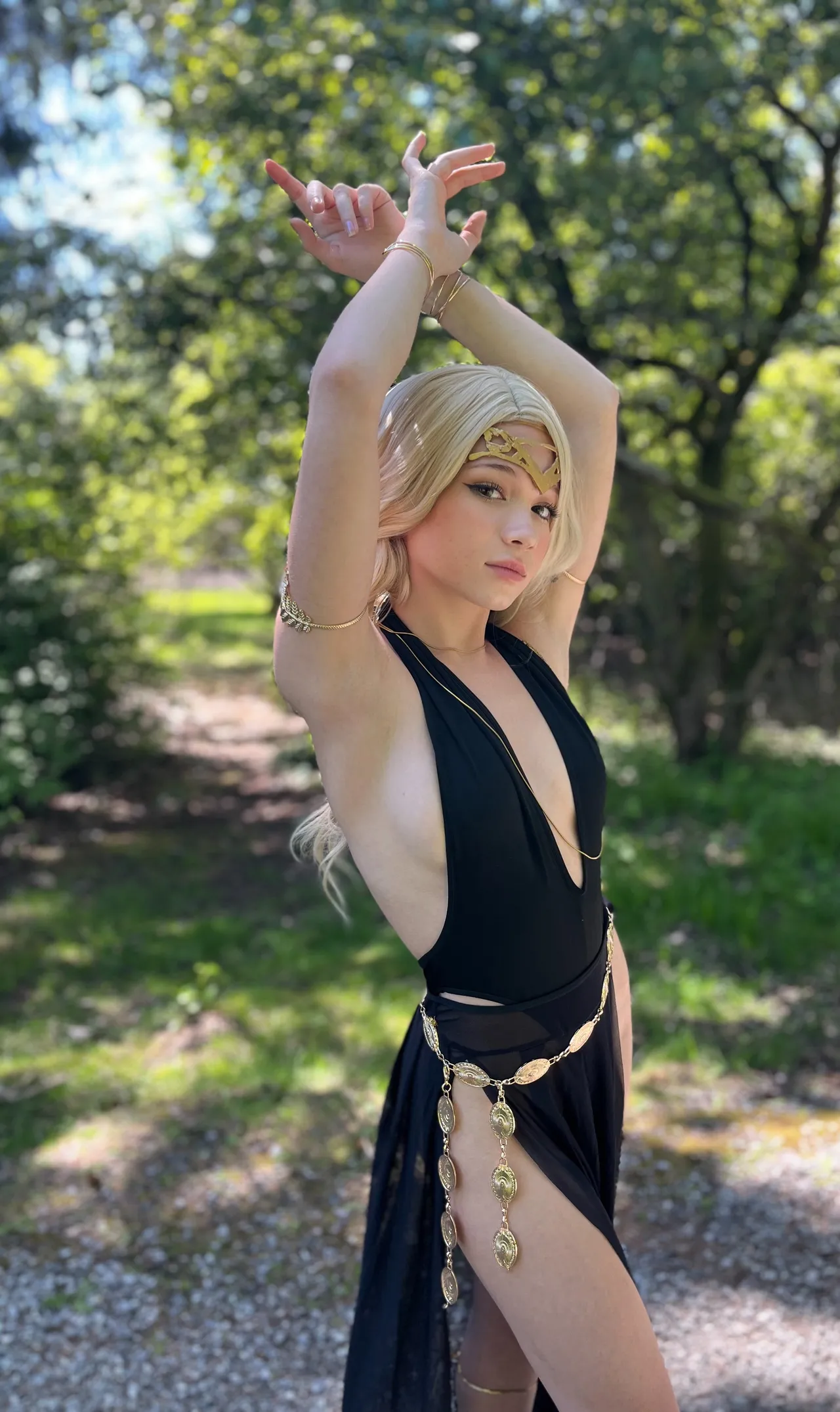 Rockruff - Queen Marika