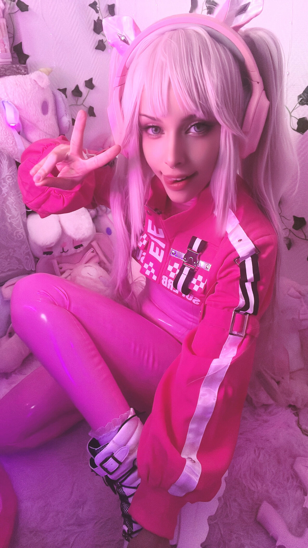 Luzia - Alice (Goddess of Victory Nikke)