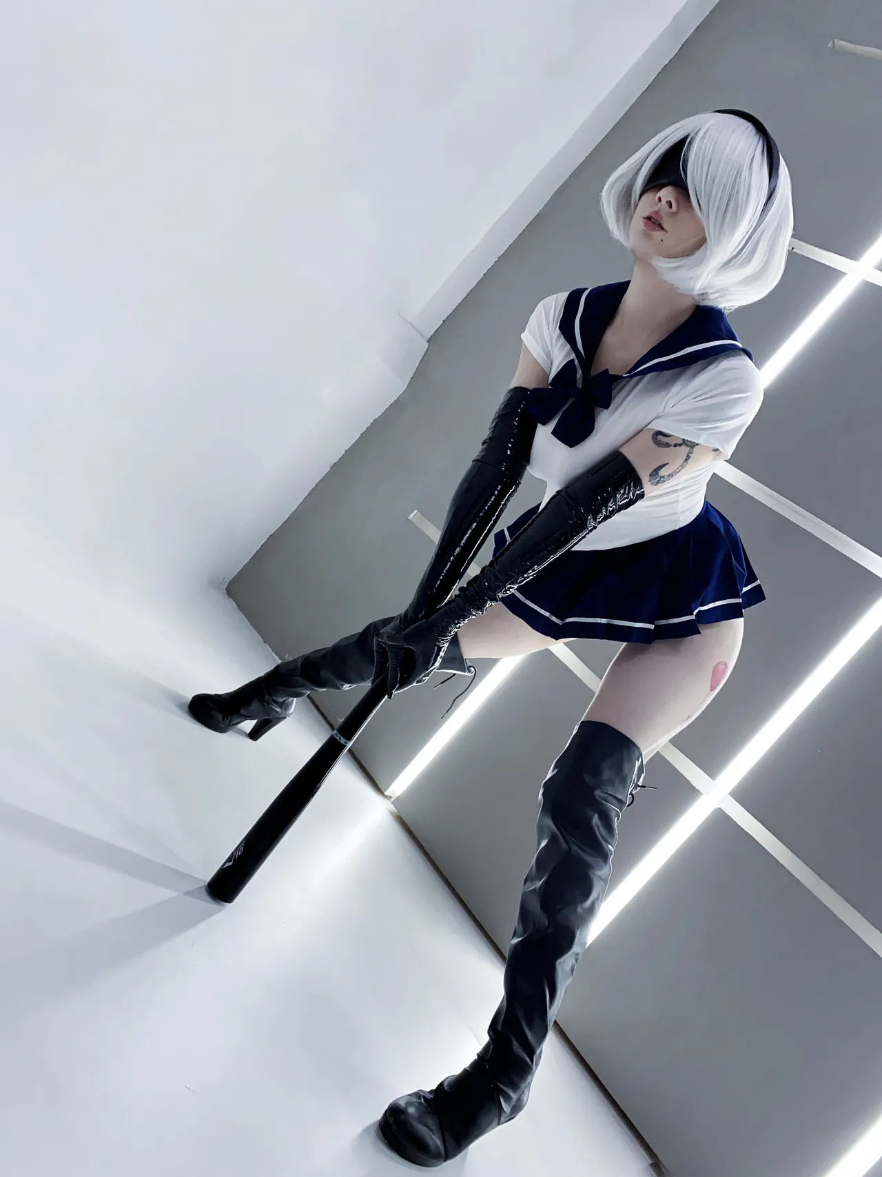 Omi_COS - 2B seifuku