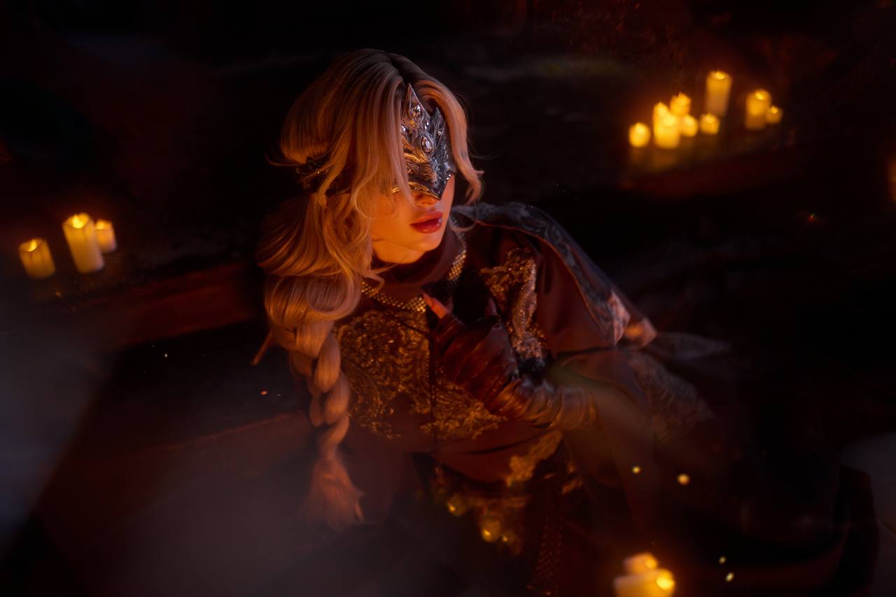 Lady Melamori - Fire Keeper