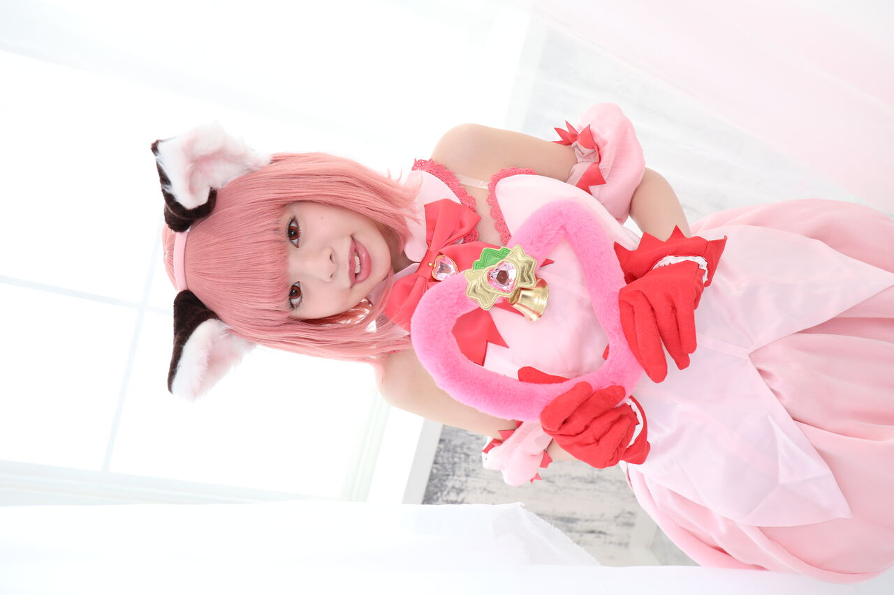 低身長コスプレイヤーひなたいのり