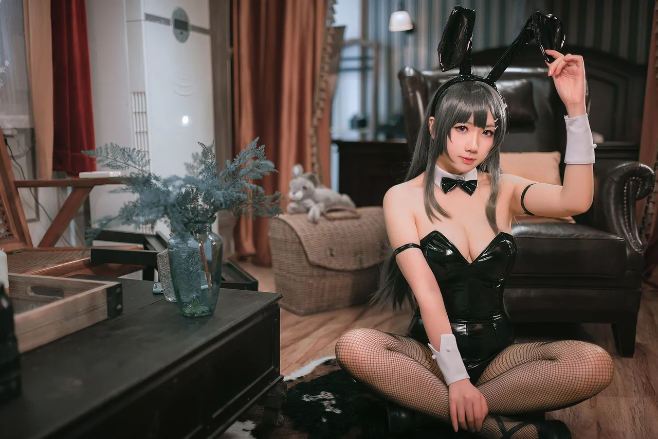 是本末末 – 樱岛麻衣兔女郎