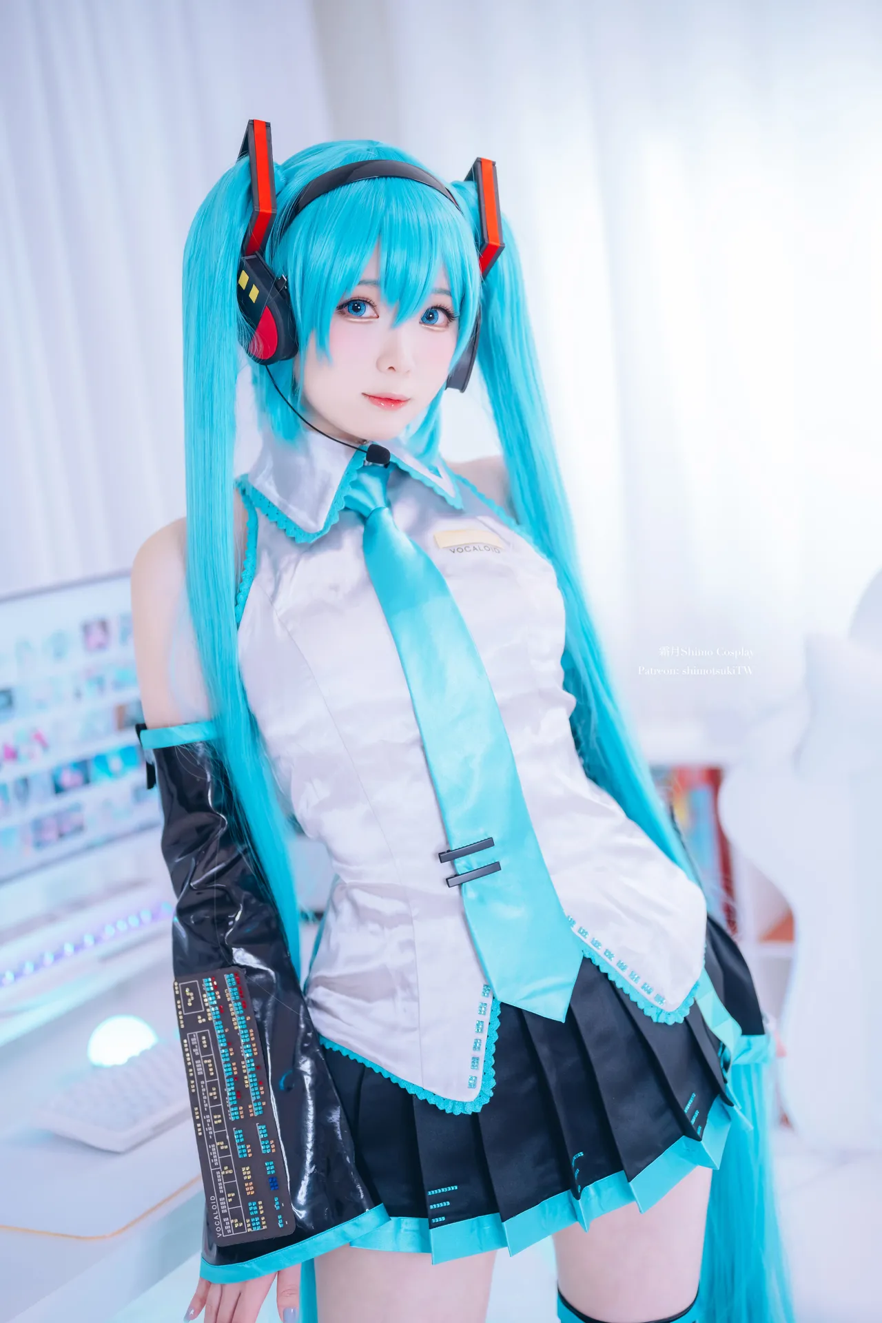 Shimo - Hatsune Miku