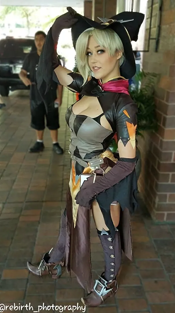 Mercy [witch] (Sabrina Nichole)