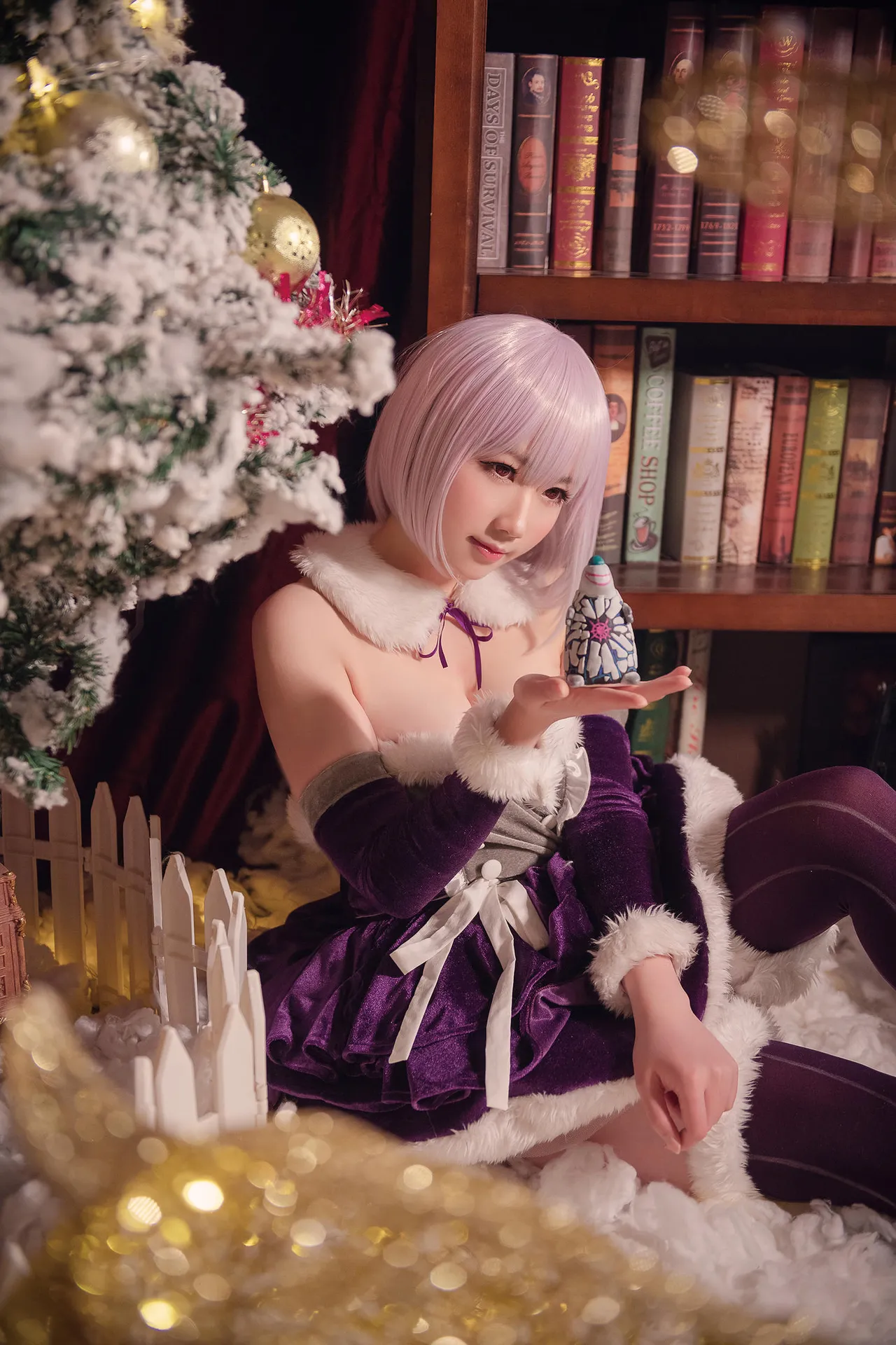 是本末末 – 圣诞新条茜