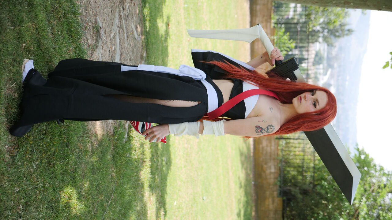 Busy B - Kurosaki Ichigo