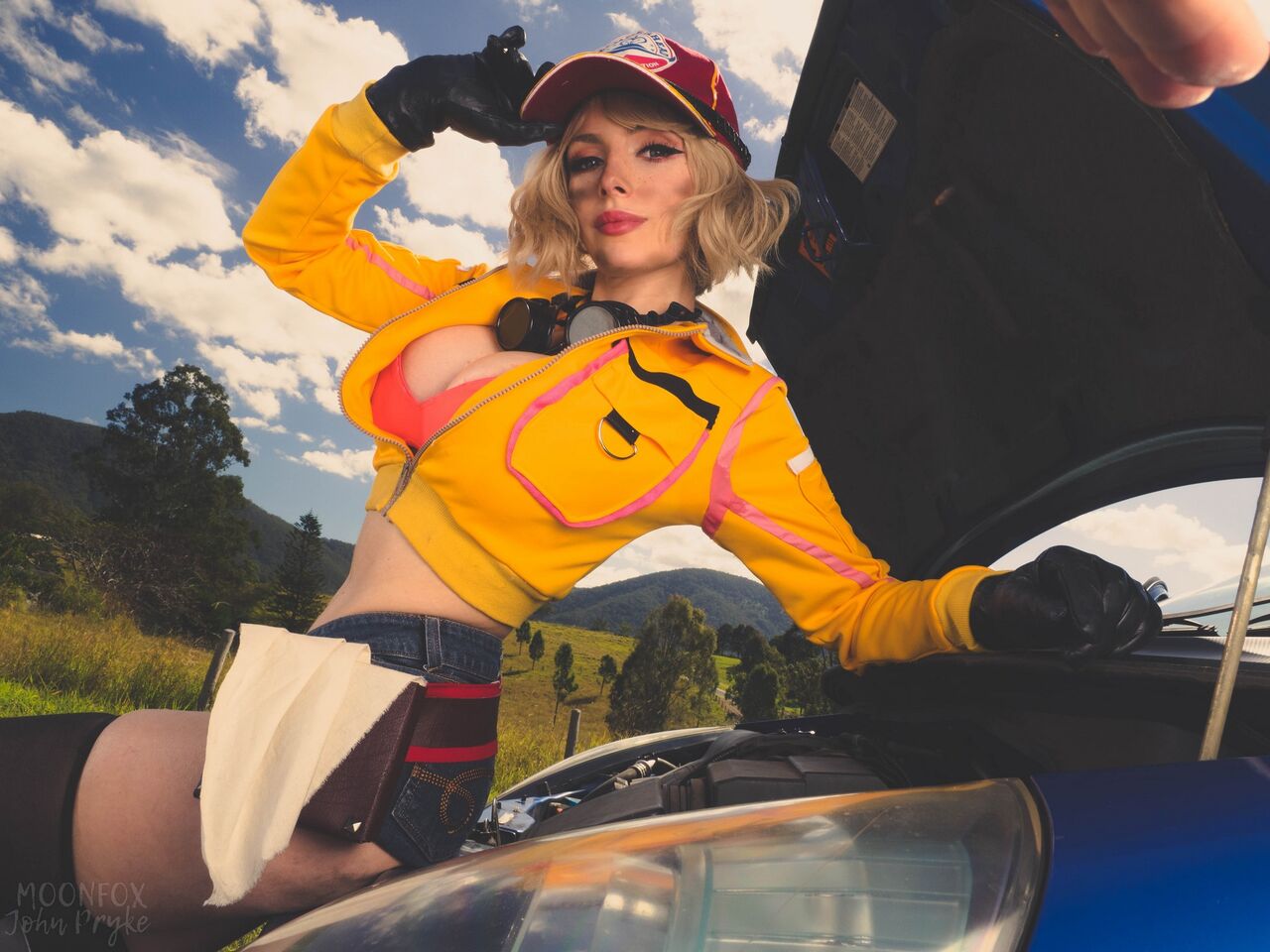 Katyuska Moonfox - Cindy