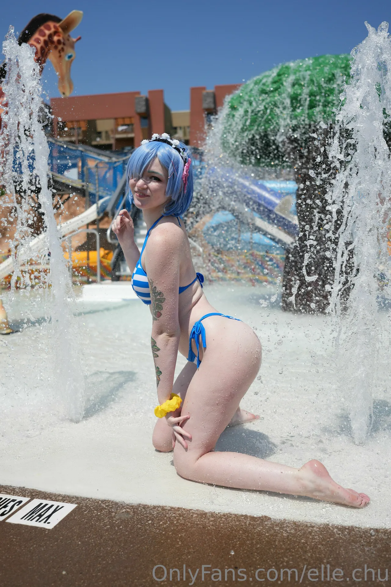 elle.chu - Bikini Rem